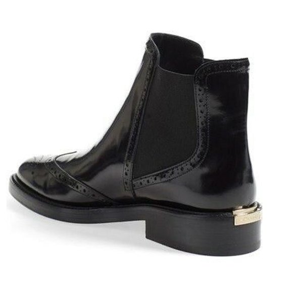 Burberry Women's Wingtip Bactonul Chelsea Boot Black Size 39.5 EU DD354 - Picture 2 of 9